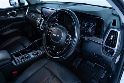 2022 Kia Sorento - Thumbnail