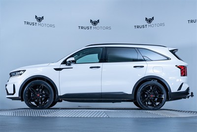 2022 Kia Sorento - Thumbnail