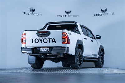 2022 Toyota Hilux - Thumbnail