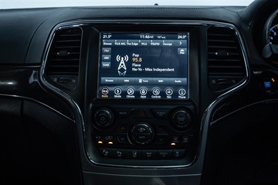 2018 Jeep Grand Cherokee - Thumbnail