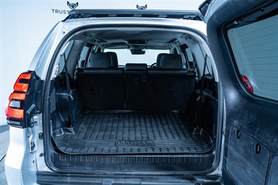 2017 Toyota Landcruiser Prado - Thumbnail