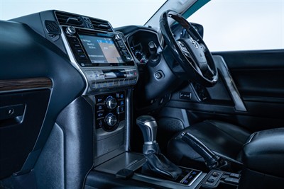 2017 Toyota Landcruiser Prado - Thumbnail