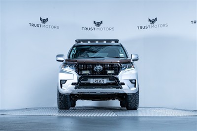 2017 Toyota Landcruiser Prado - Thumbnail