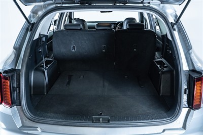 2022 Kia Sorento - Thumbnail