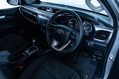 2020 Toyota Hilux - Thumbnail