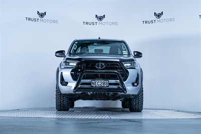 2020 Toyota Hilux - Thumbnail