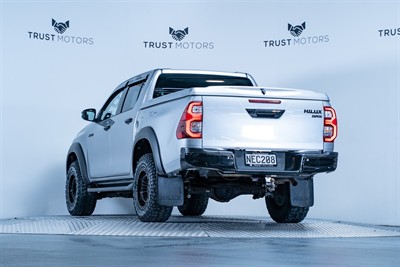 2020 Toyota Hilux - Thumbnail
