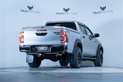 2020 Toyota Hilux - Thumbnail
