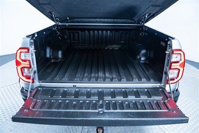 2020 Toyota Hilux - Thumbnail
