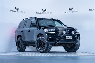 2017 Toyota Landcruiser
