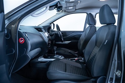 2021 Nissan Navara - Thumbnail