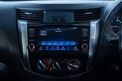 2021 Nissan Navara - Thumbnail