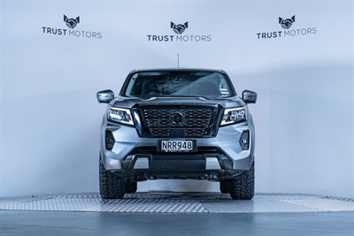 2021 Nissan Navara - Thumbnail