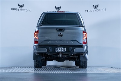 2021 Nissan Navara - Thumbnail