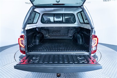 2021 Nissan Navara - Thumbnail