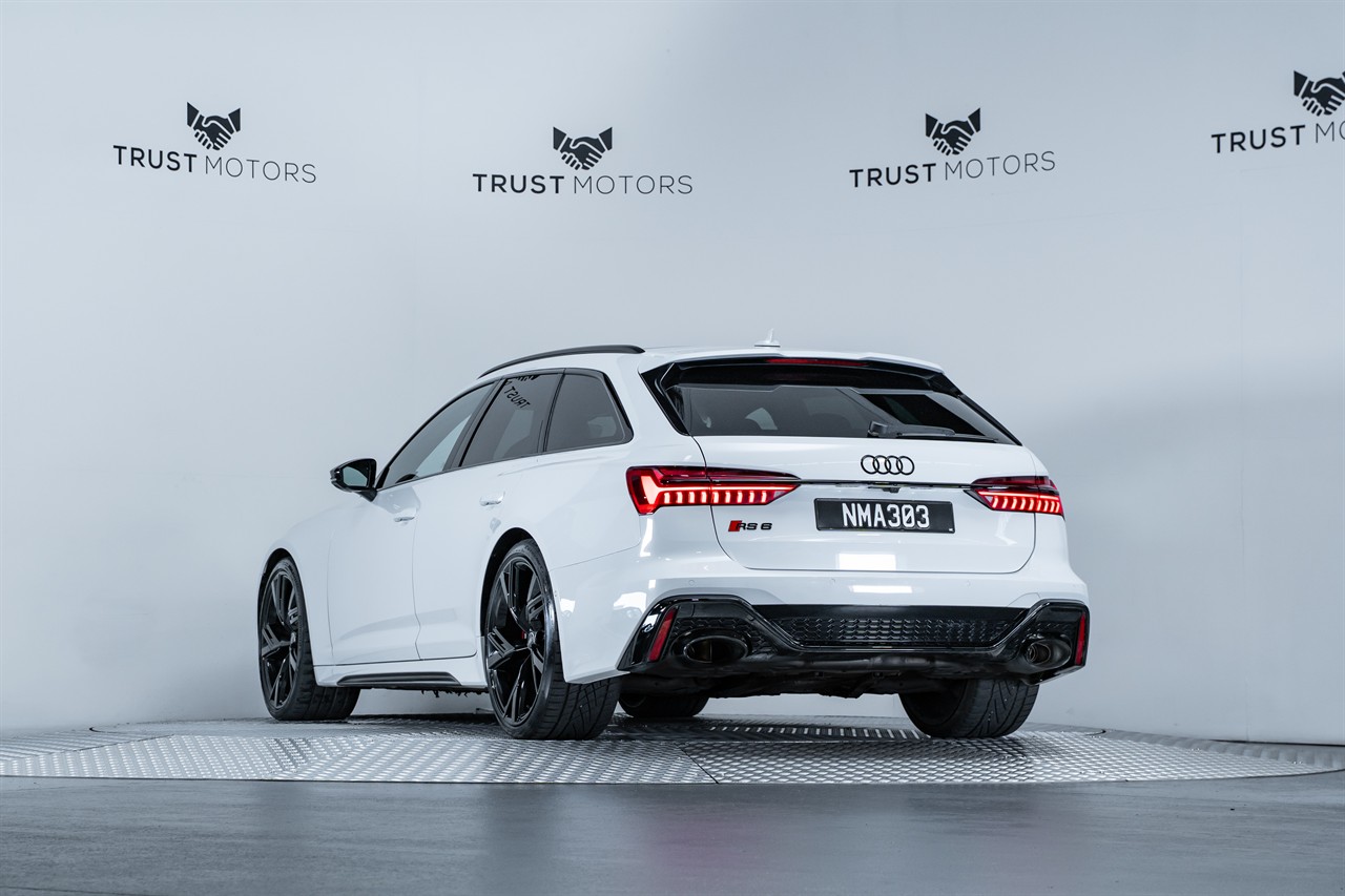2021 Audi RS6