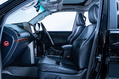 2011 Toyota Landcruiser Prado - Thumbnail