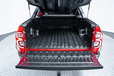 2021 Toyota Hilux - Thumbnail