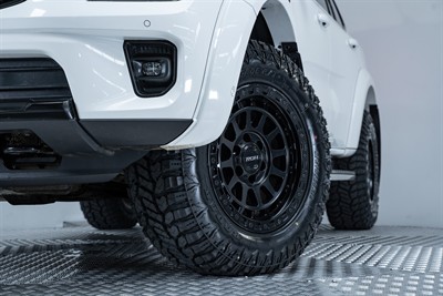 2023 Ford Everest - Thumbnail