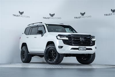 2022 Toyota Landcruiser - Image Coming Soon