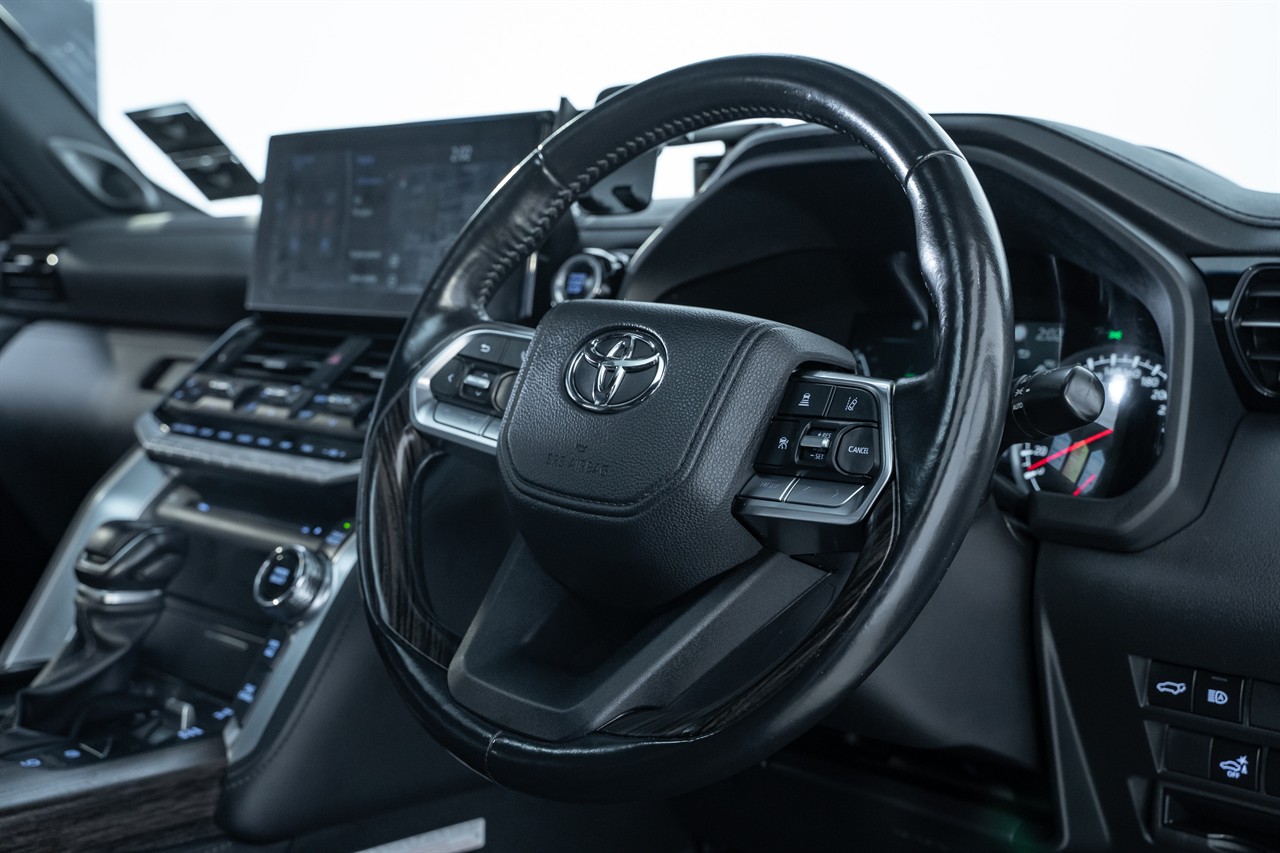2022 Toyota Landcruiser