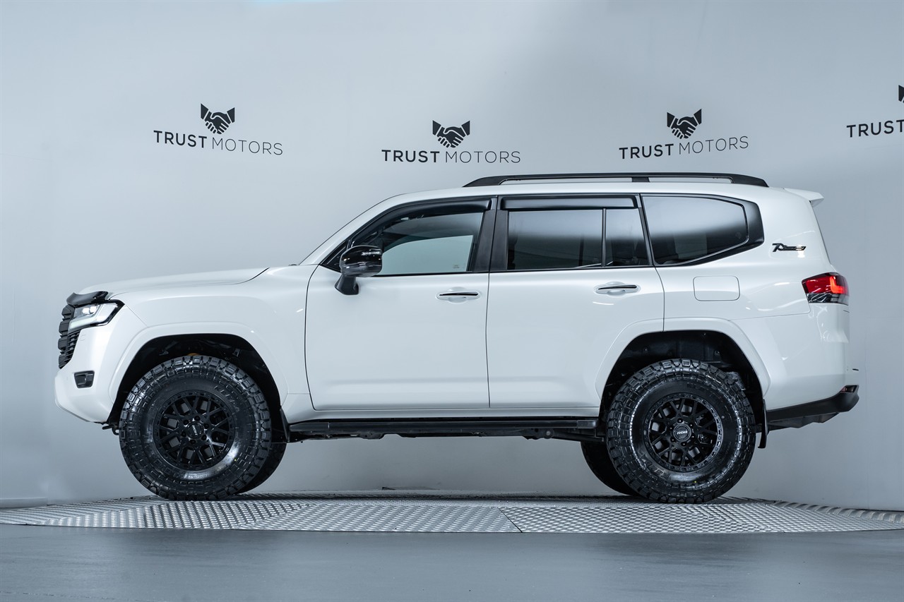 2022 Toyota Landcruiser
