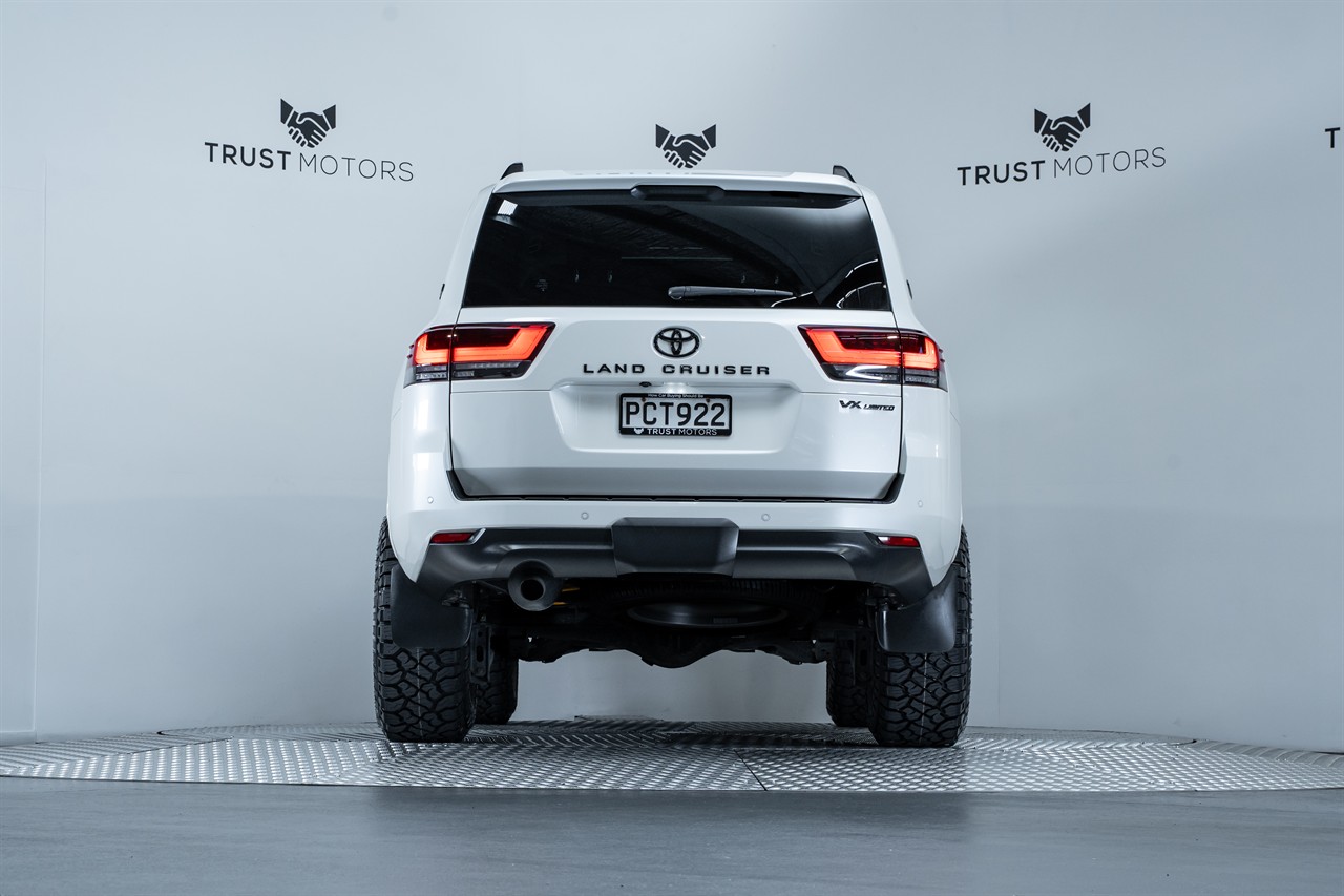 2022 Toyota Landcruiser
