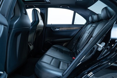 2010 Mercedes-Benz C 63 - Thumbnail