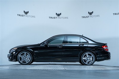 2010 Mercedes-Benz C 63 - Thumbnail