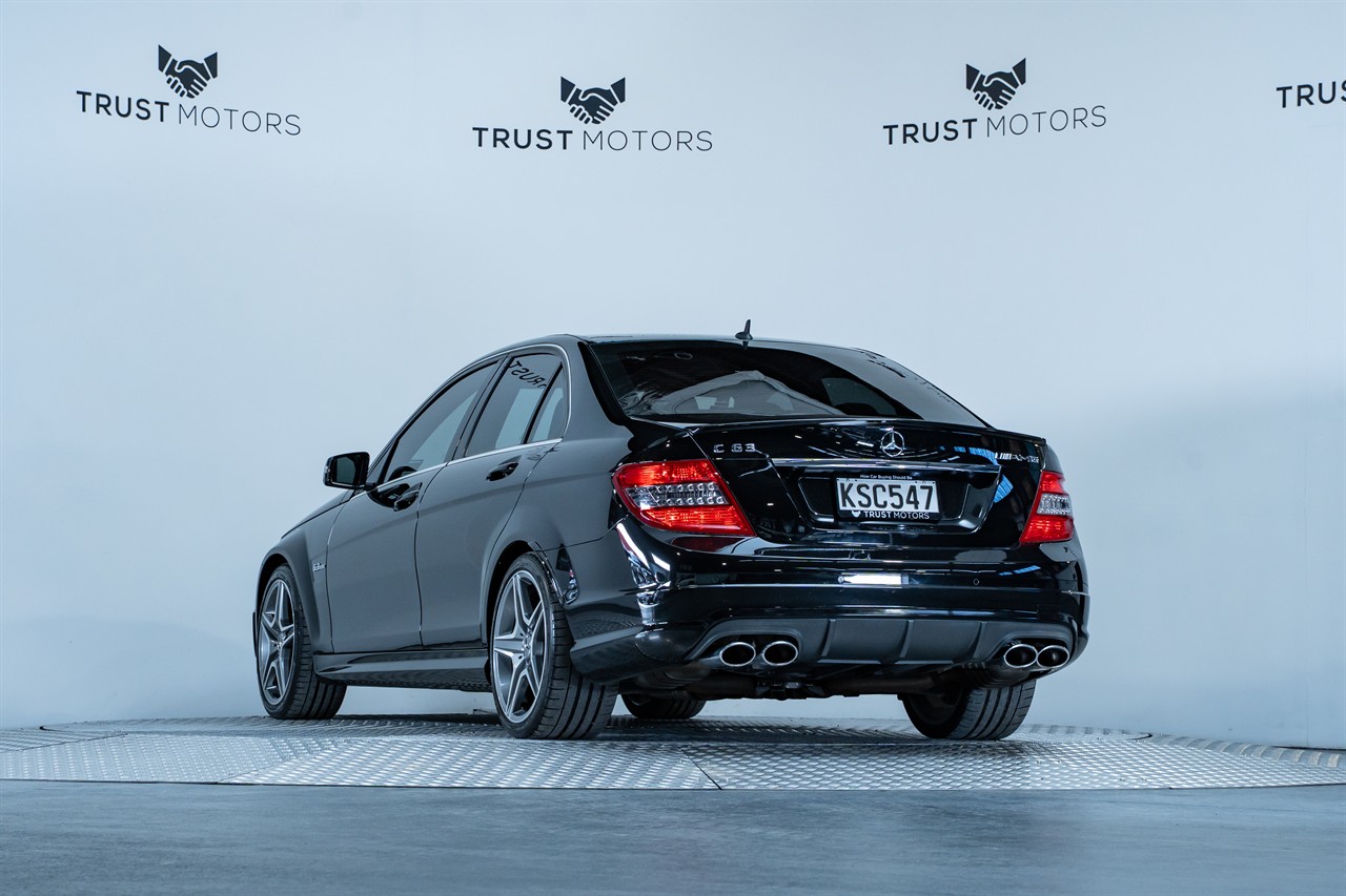 2010 Mercedes-Benz C 63