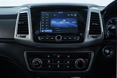 2022 Ssangyong Rexton - Thumbnail