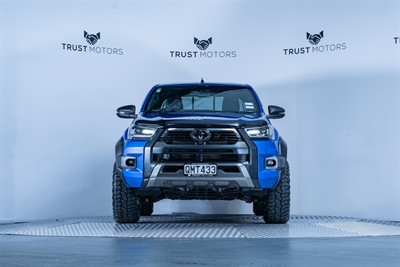 2024 Toyota Hilux - Thumbnail