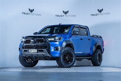 2024 Toyota Hilux - Thumbnail