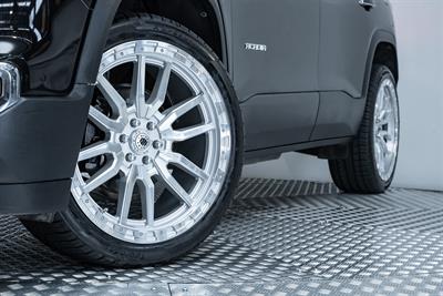 2019 Holden Acadia - Thumbnail