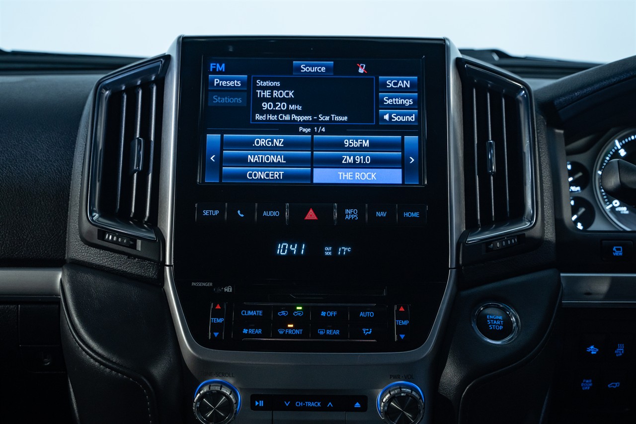 2020 Toyota Landcruiser