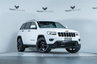 2016 Jeep Grand Cherokee - Thumbnail