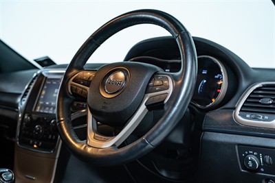 2016 Jeep Grand Cherokee - Thumbnail