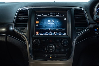 2016 Jeep Grand Cherokee - Thumbnail
