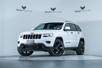 2016 Jeep Grand Cherokee - Thumbnail