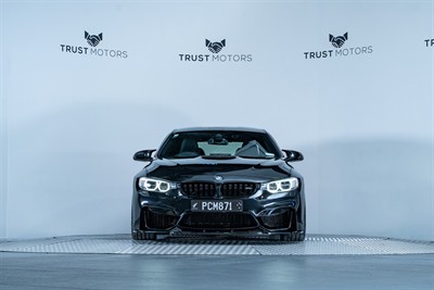 2016 BMW M4 - Thumbnail