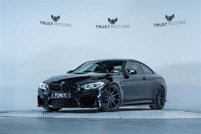 2016 BMW M4 - Thumbnail