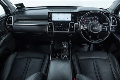 2022 Kia Sorento - Thumbnail