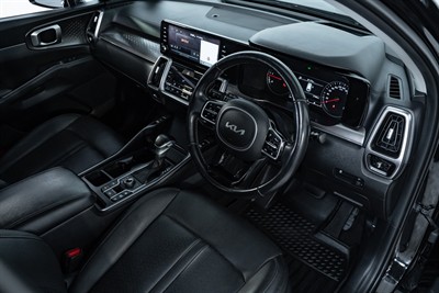 2022 Kia Sorento - Thumbnail