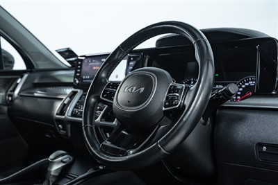 2022 Kia Sorento - Thumbnail