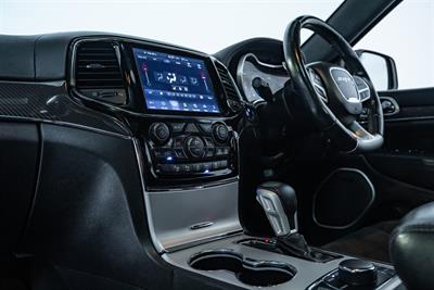 2020 Jeep Grand Cherokee - Thumbnail