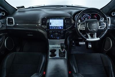 2020 Jeep Grand Cherokee - Thumbnail