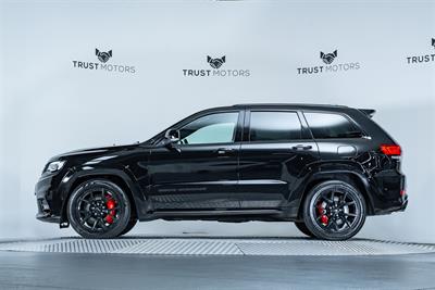 2020 Jeep Grand Cherokee - Thumbnail