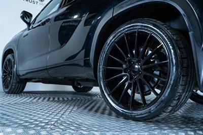 2021 Toyota Highlander - Thumbnail