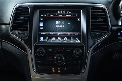 2015 Jeep Grand Cherokee - Thumbnail