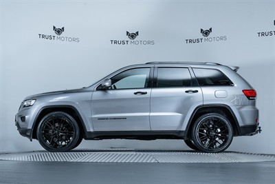 2015 Jeep Grand Cherokee - Thumbnail